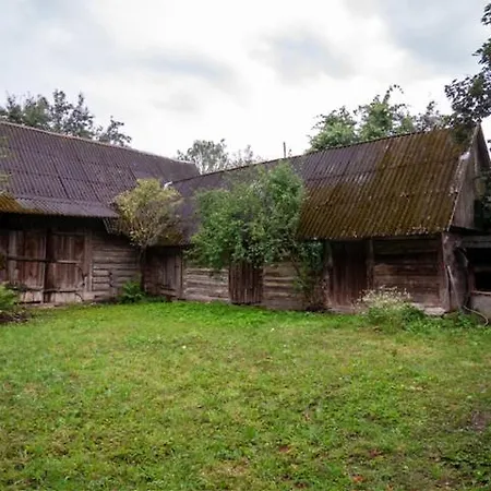 Hébergement de vacances Enchanting Historical Farm In Roztocze, Poland